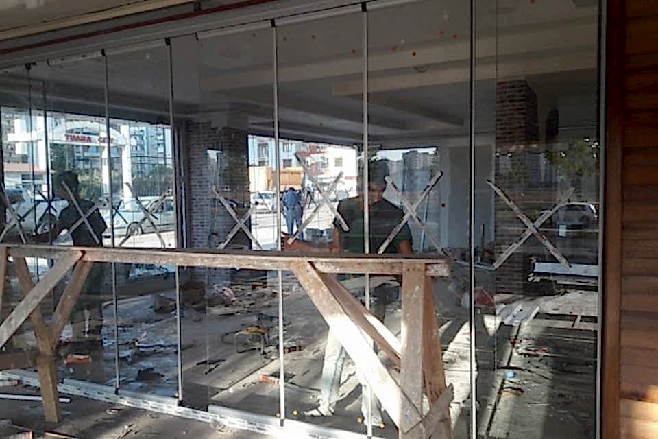 Katlanır Cam Balkon Sistemleri