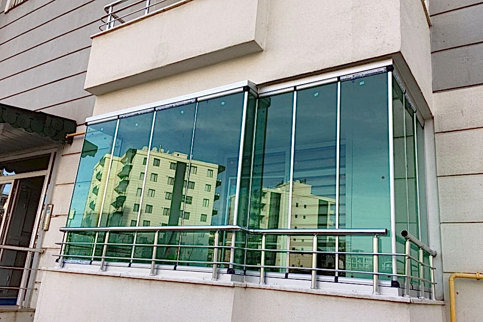 Katlanır Cam Balkon Sistemleri