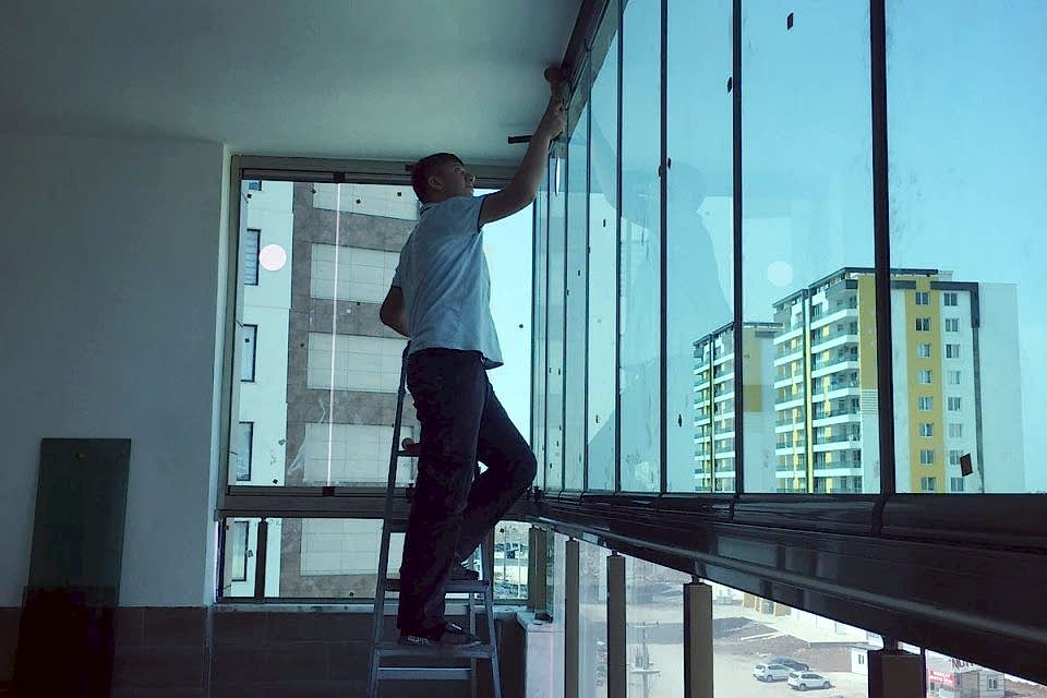Katlanır Cam Balkon Sistemleri